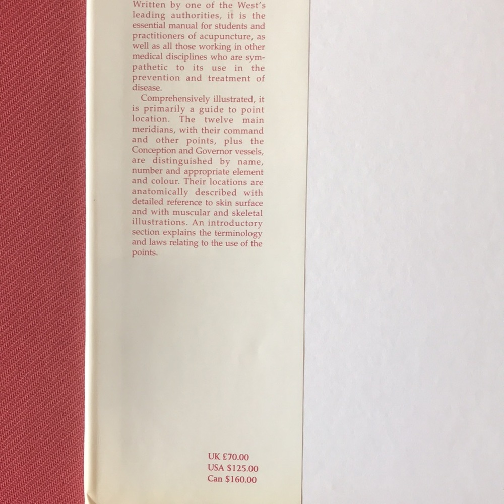 Traditional Chinese ACUPUNCTURE hardback lrge illustrated book newish dustcover - Picture 9 of 12